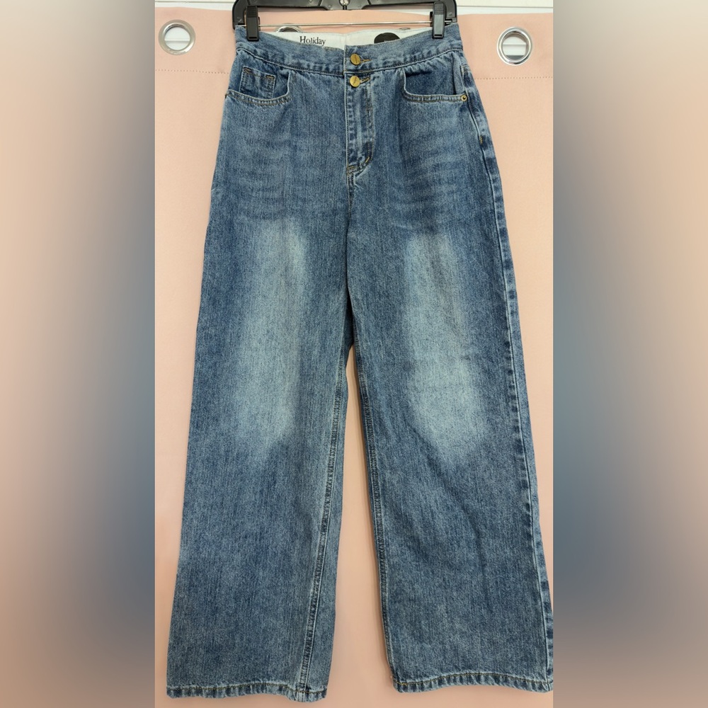 High Waisted Wide Leg Jeans | Trendy Fit